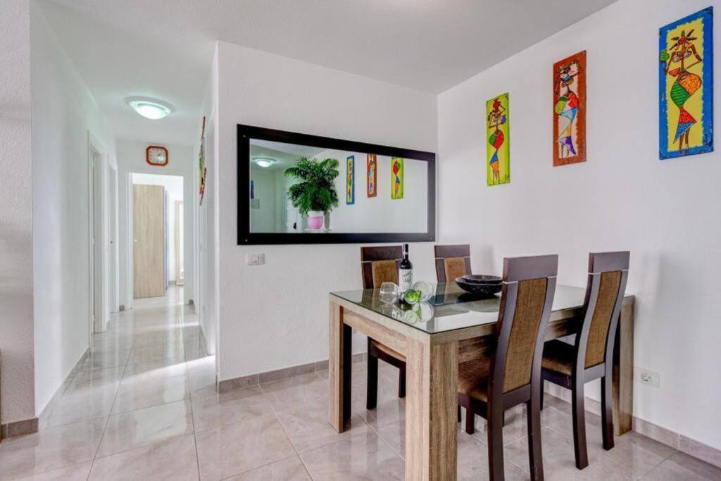 אדחה Apartamento En Palmeras Del Sur מראה חיצוני תמונה
