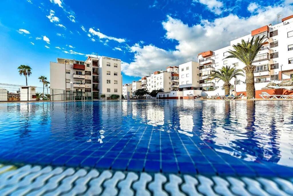אדחה Apartamento En Palmeras Del Sur מראה חיצוני תמונה