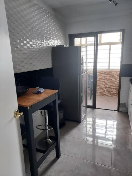אדחה Apartamento En Palmeras Del Sur מראה חיצוני תמונה